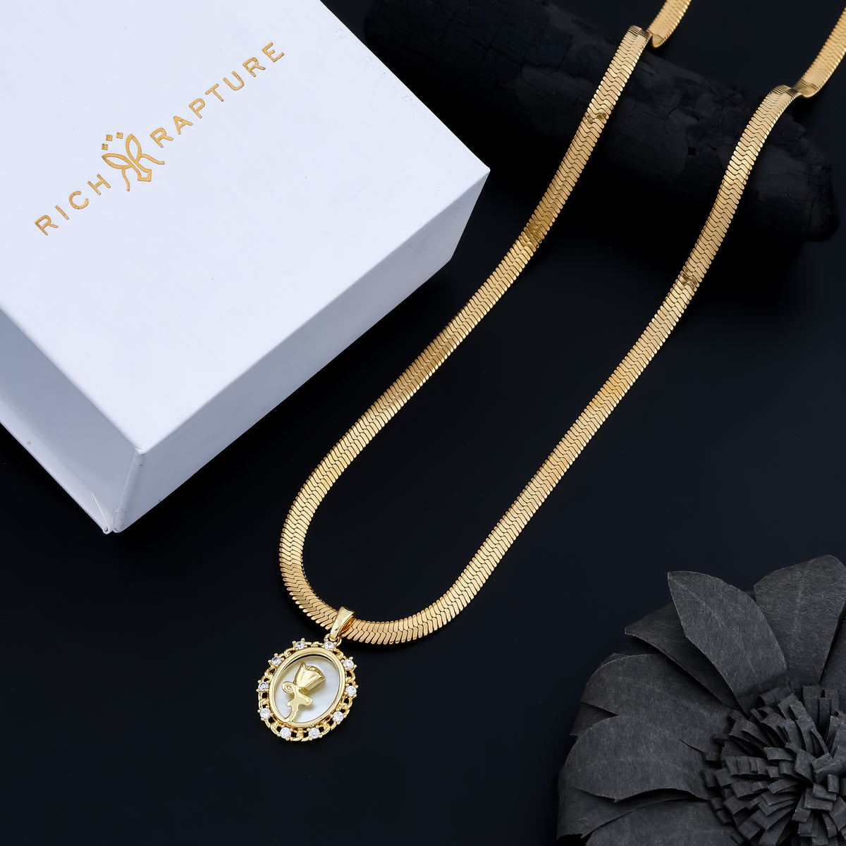 Vintage Rose Oval Medallion Herringbone Necklace