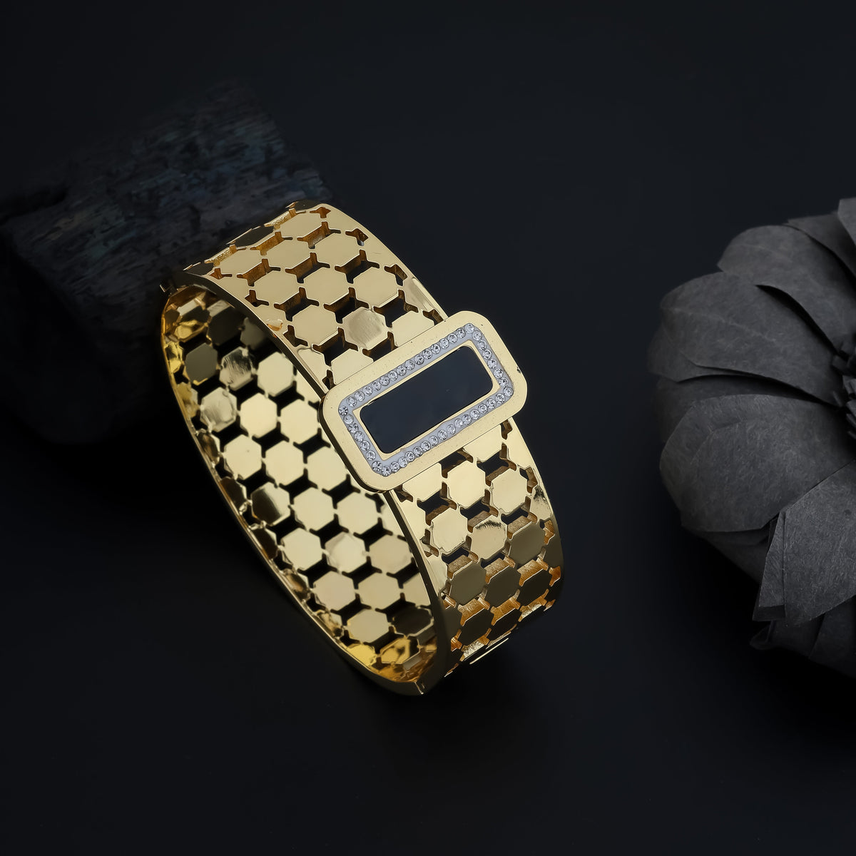 Honeycomb Pattern Gold-Plated Bracelet
